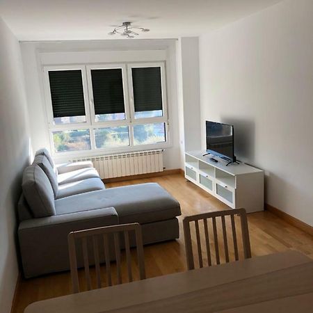 Piso Vacacional en Avilés Apartamento Exterior foto